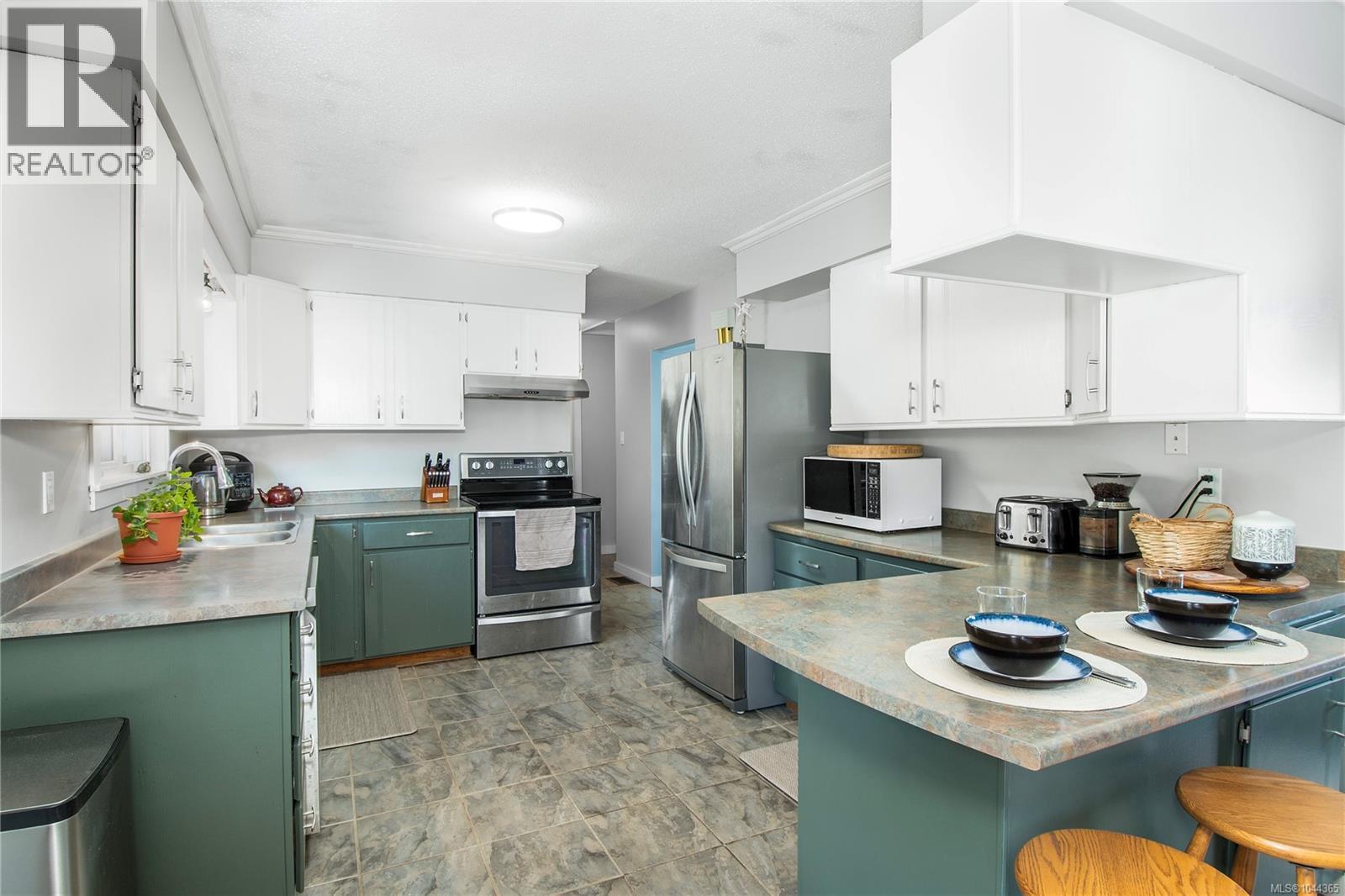 182 Crawford Rd - 3