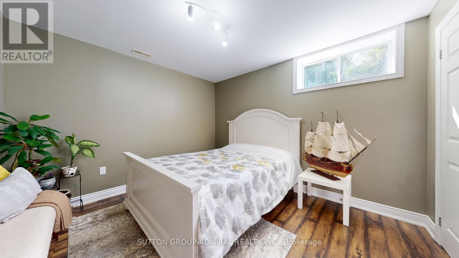 8430 TOSORONTIO SIDEROAD 20 SIDE ROAD - 36