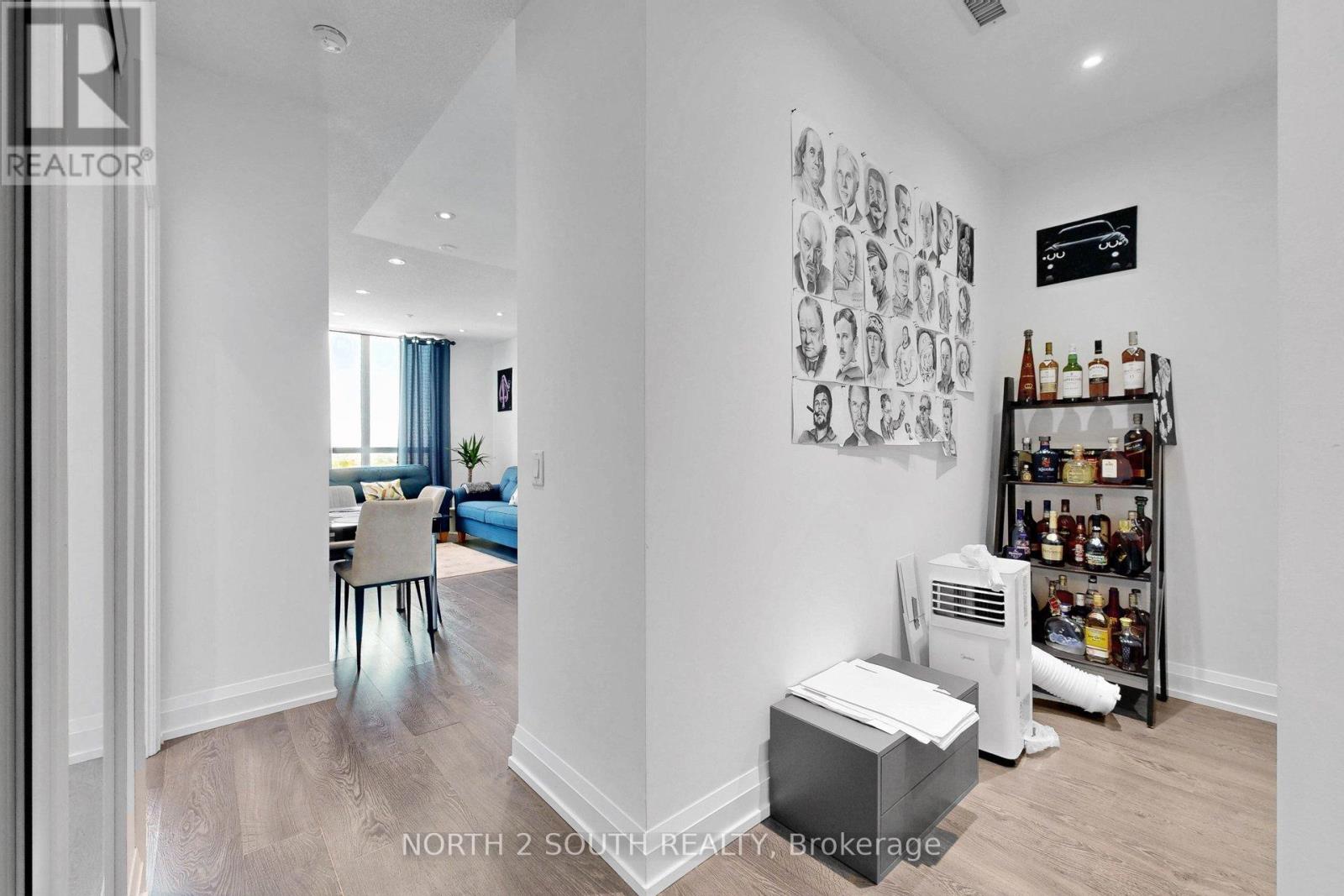 #1217 7900 BATHURST STREET - 7