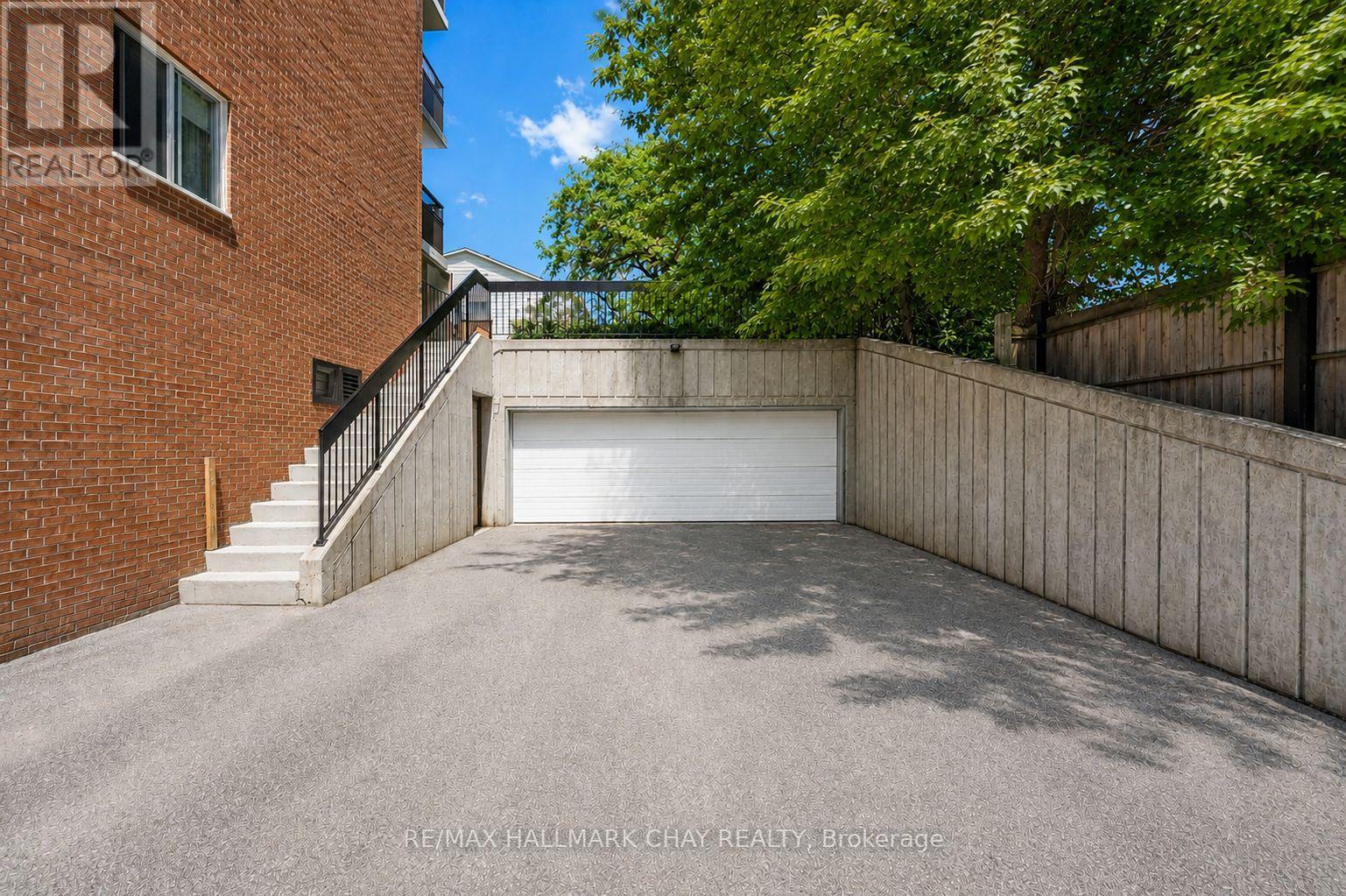 #306 414 BLAKE STREET - 27