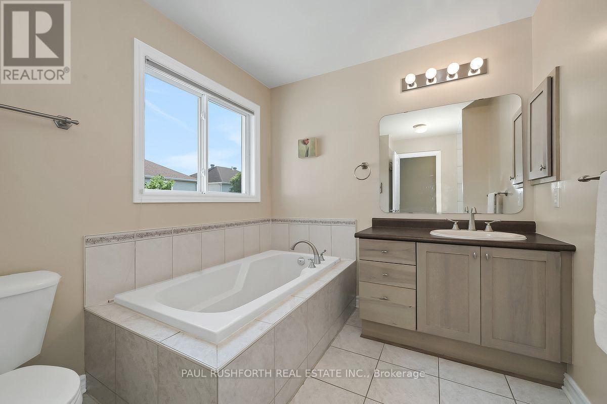 4 Bed, 3 Bath House for Sale in Ottawa – 242 DEERFOX DRIVE, Ottawa – MLS# X13644182 - Image 19