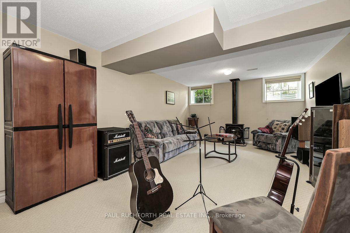 4 Bed, 3 Bath House for Sale in Ottawa – 242 DEERFOX DRIVE, Ottawa – MLS# X13644182 - Image 25