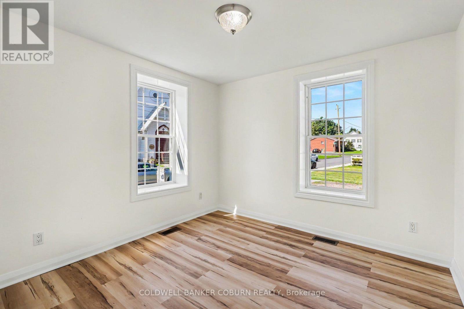 25 MILL STREET - 24