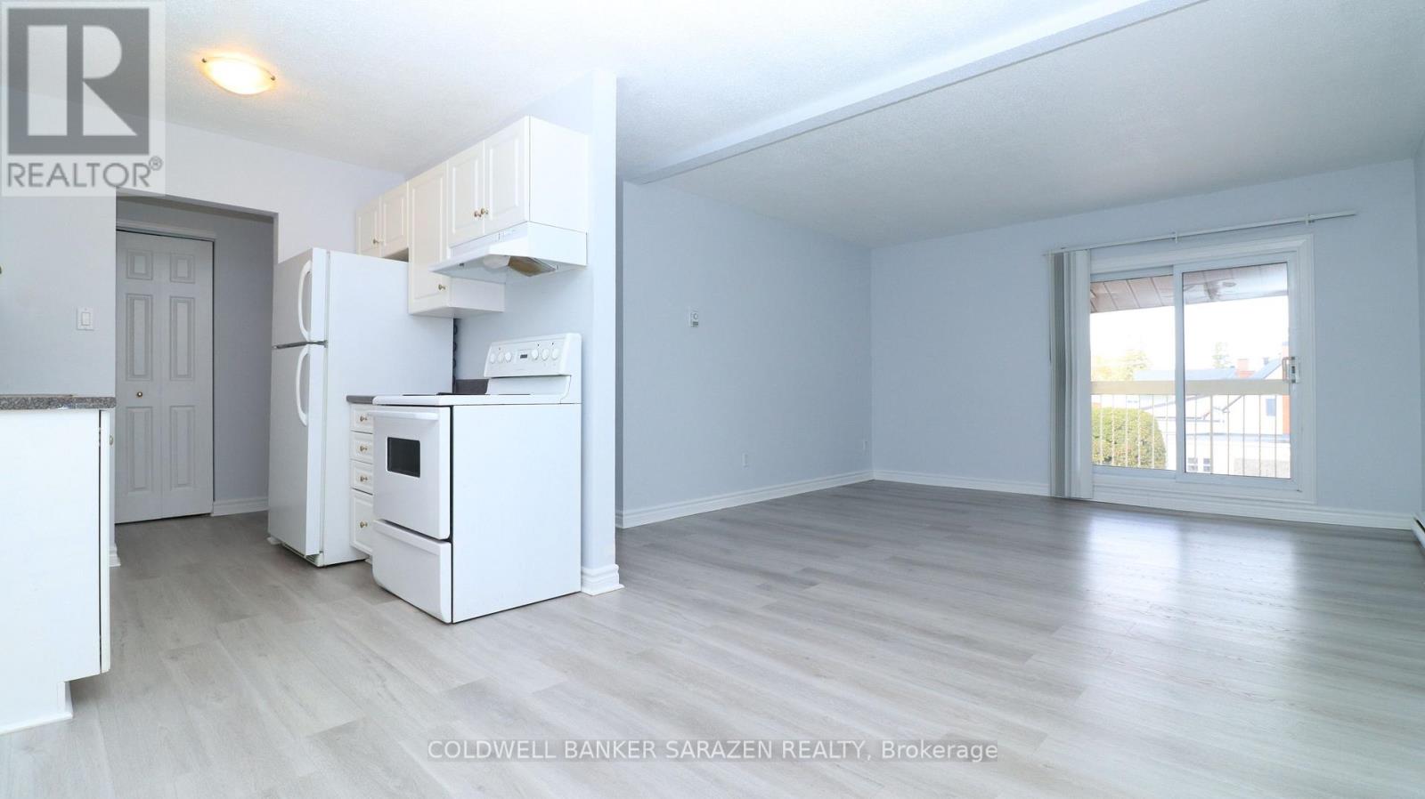 #302 190 ELGIN STREET W - 3