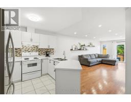 Kitchen - 529 St Lawrence Drive, Welland, ON L3C7H9 Photo 10