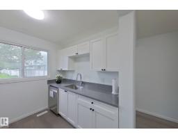 209 Dickinsfield Co Nw, Edmonton, AB T5E5V8 Photo 10