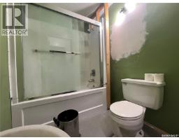 103 1st Avenue W, Paynton, SK S0M2J0 Photo 6