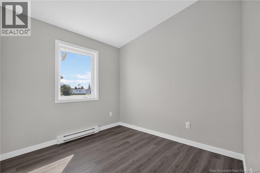 15 Carolyn Crescent - 15