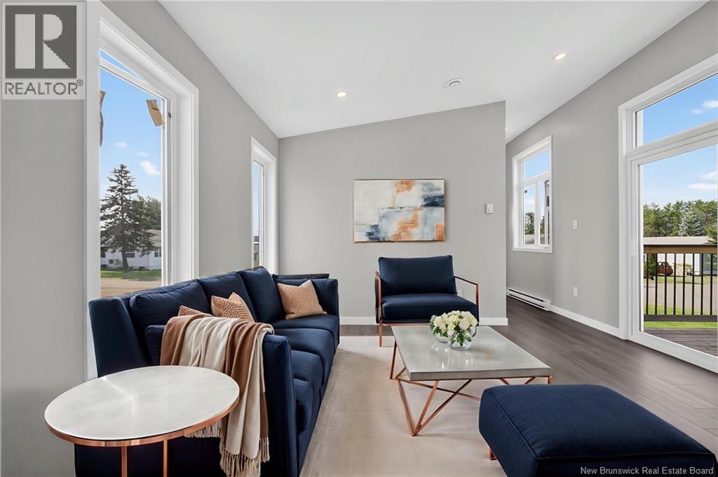 15 Carolyn Crescent - 9