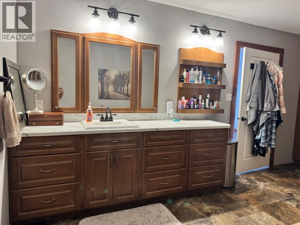 41066 TWP RD 824 - Image 28