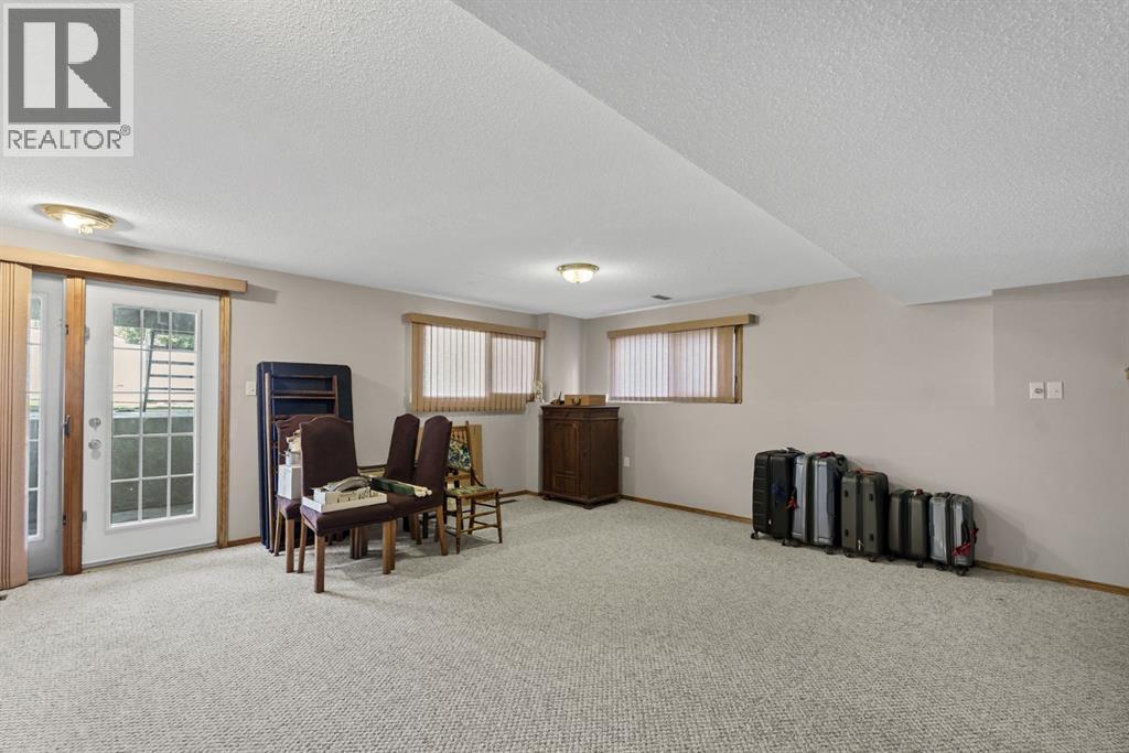 78 Rundle Road SE - 24