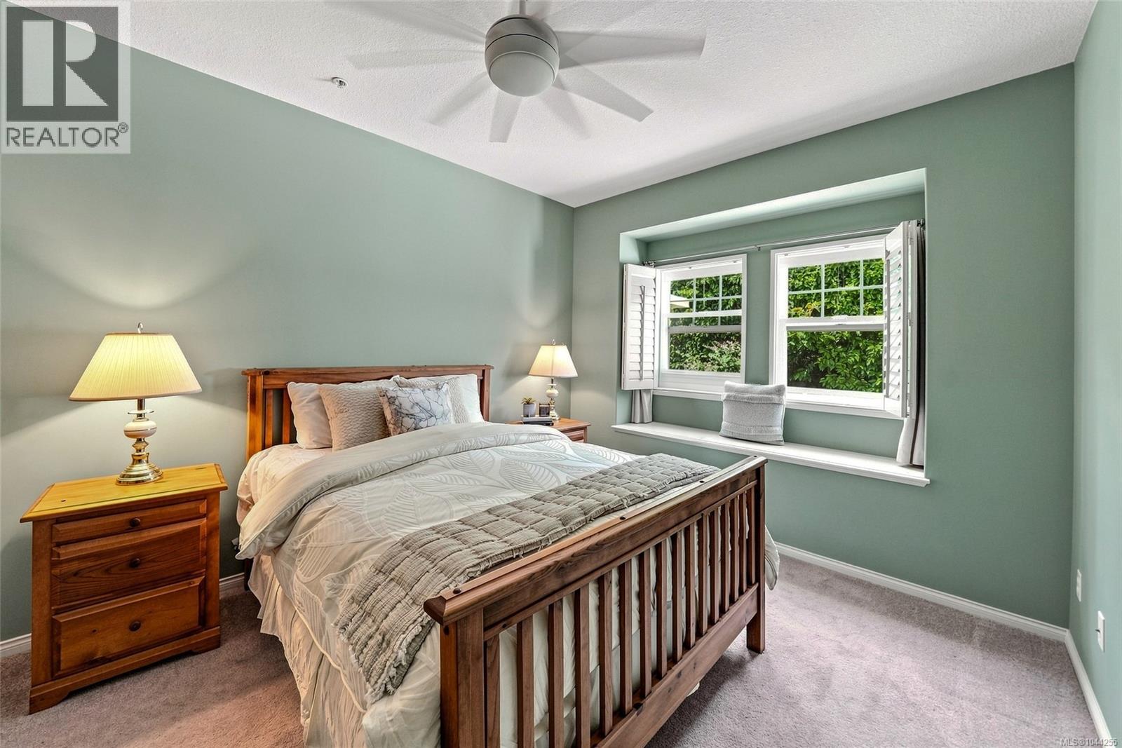 #17 631 Blenkin Ave - 26