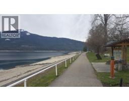 96 4 Avenue Sw, Nakusp, BC V0G1R0 Photo 8