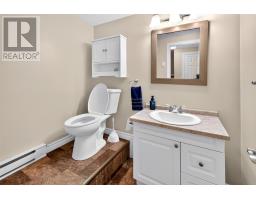 24 Gushue Avenue thumbnail 23