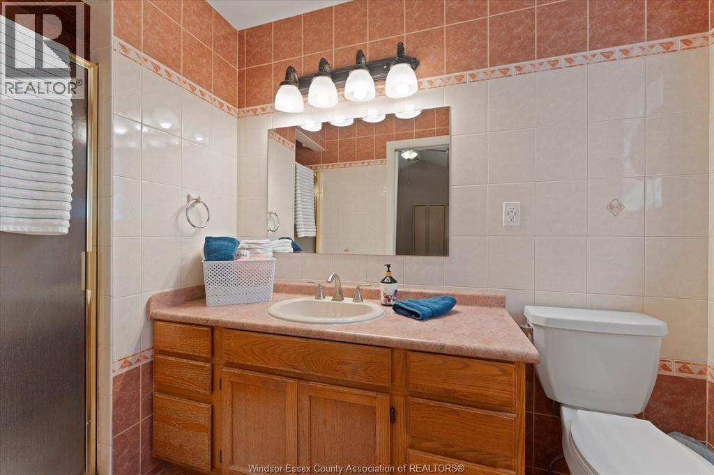 2198 SUZANNE STREET - Image 22