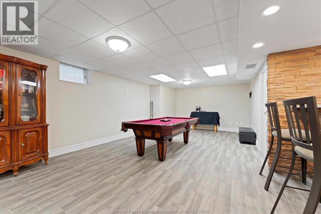2198 SUZANNE STREET - Image 30
