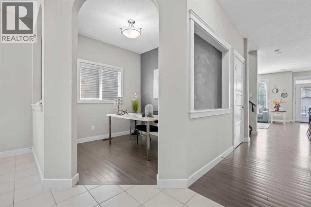 2620 Ravenslea Gardens SE - 8