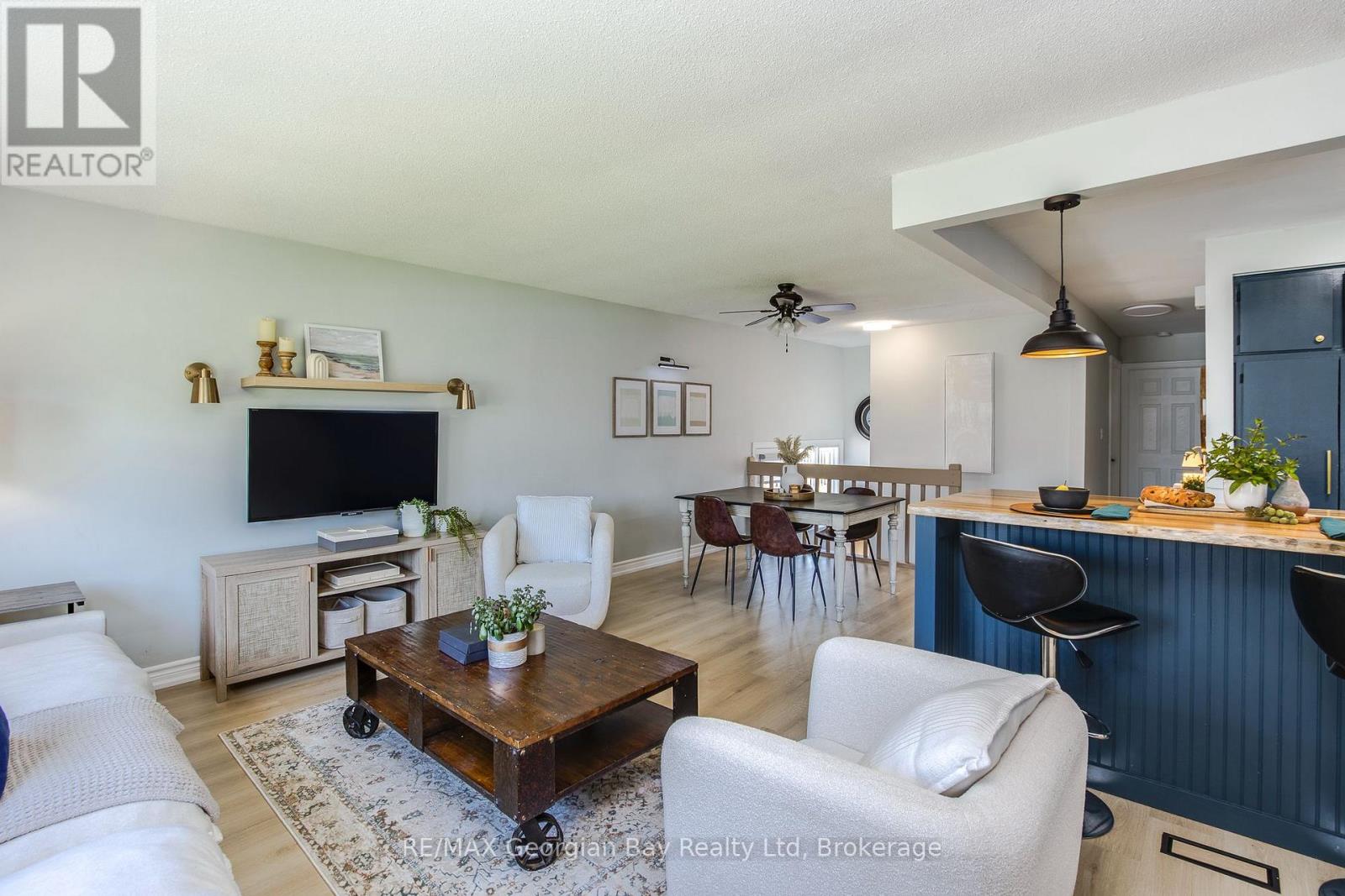475 ATHABASKA STREET - 14