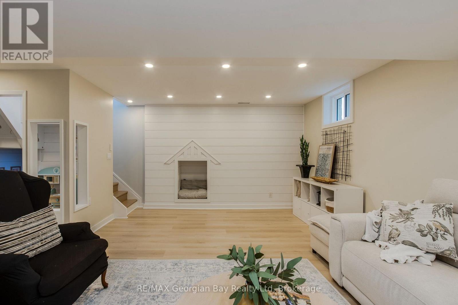 475 ATHABASKA STREET - 26