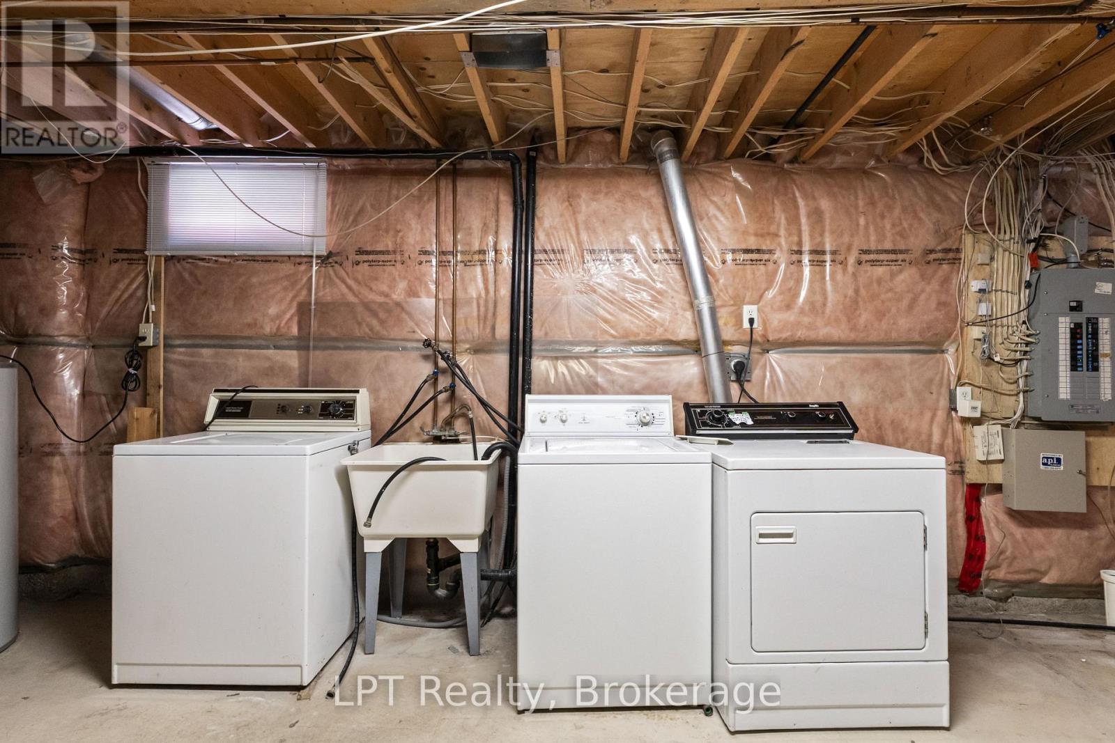 15 ESPOSITO DRIVE - Image 30
