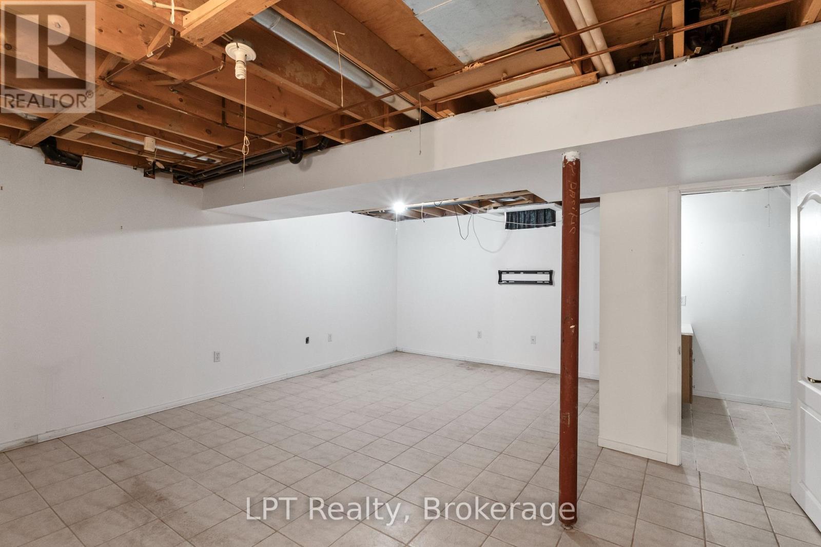 15 ESPOSITO DRIVE - Image 33