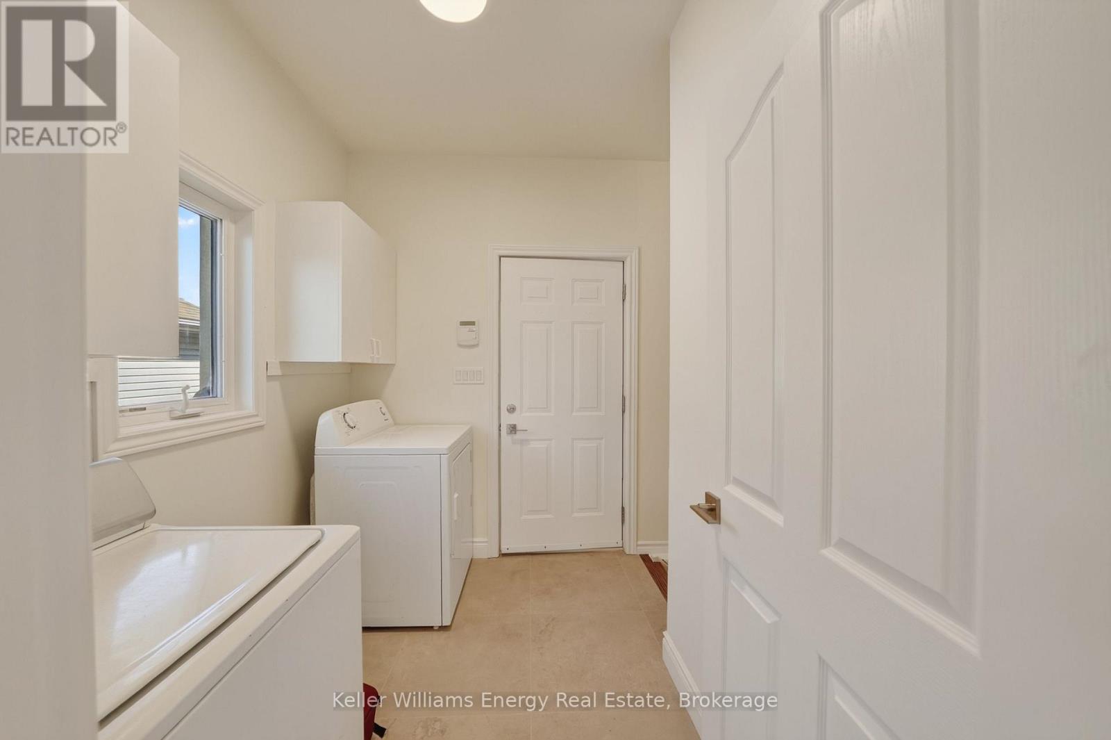 56 ELMDALE DRIVE - Image 32