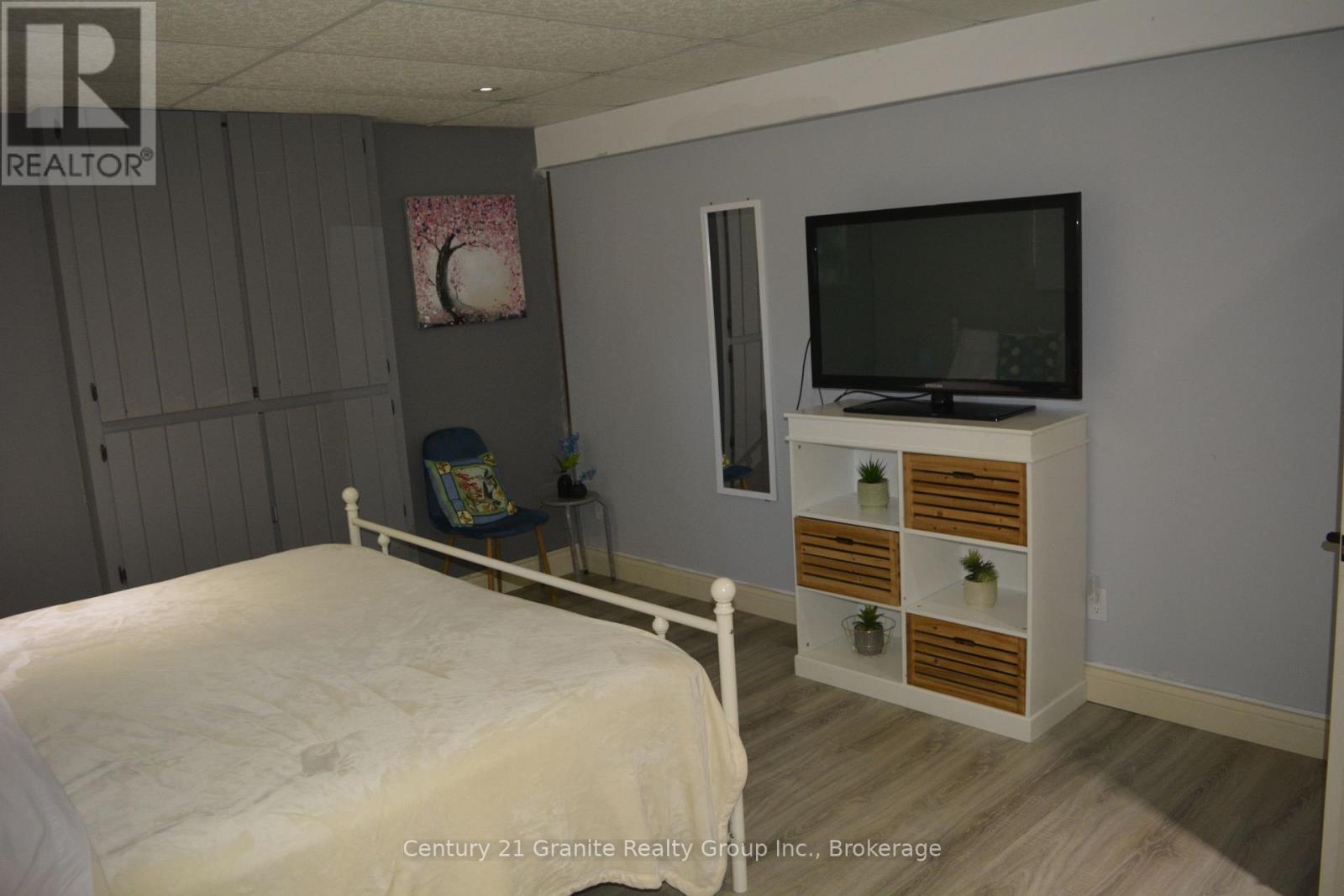 107 SOUTH BAPTISTE LAKE ROAD - Image 29