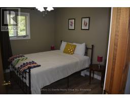 Bedroom 3 - 107 South Baptiste Lake Road, Hastings Highlands, ON K0L1C0 Photo 10