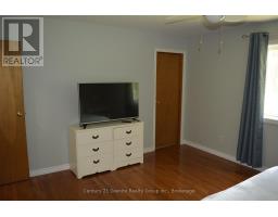 Primary Bedroom - 107 South Baptiste Lake Road, Hastings Highlands, ON K0L1C0 Photo 8