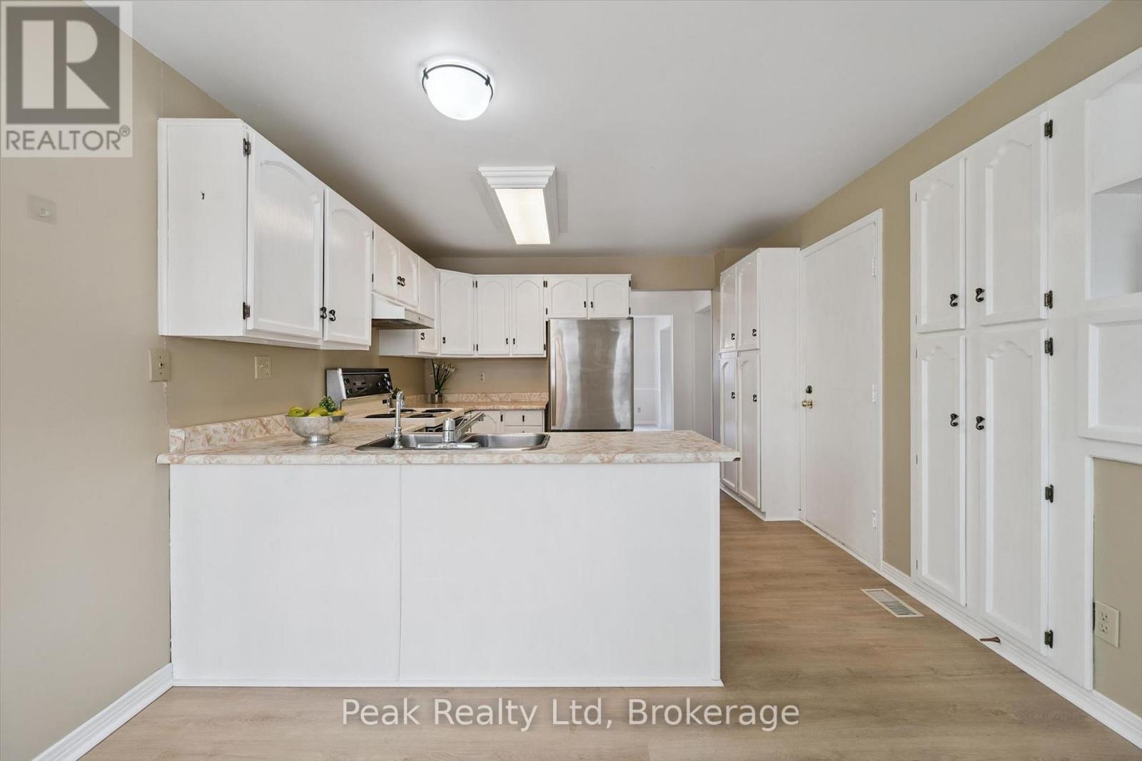 167 WESTVALE DRIVE - Image 12