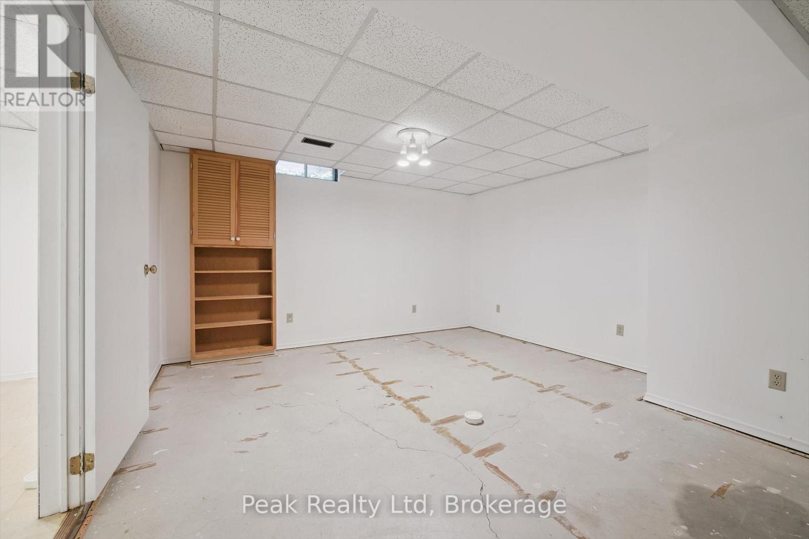 167 WESTVALE DRIVE - Image 32