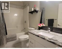Bedroom - 626 Kinloch Crescent, Saskatoon, SK S7M5X2 Photo 11