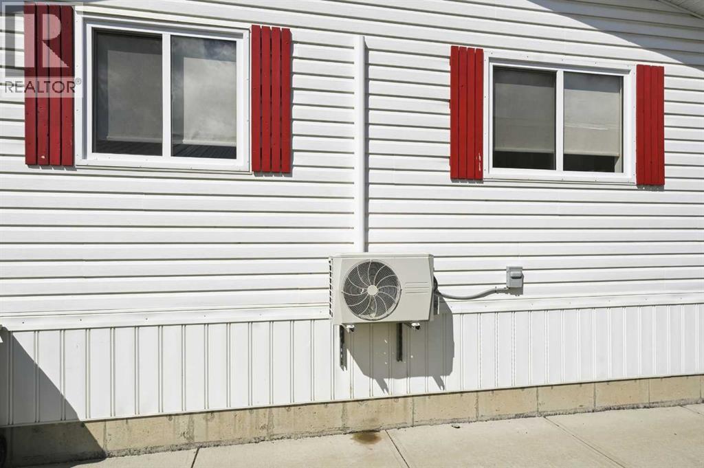 4591 Eastview Crescent - Image 33