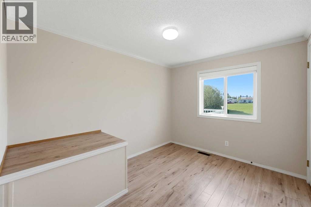 4591 Eastview Crescent - 15