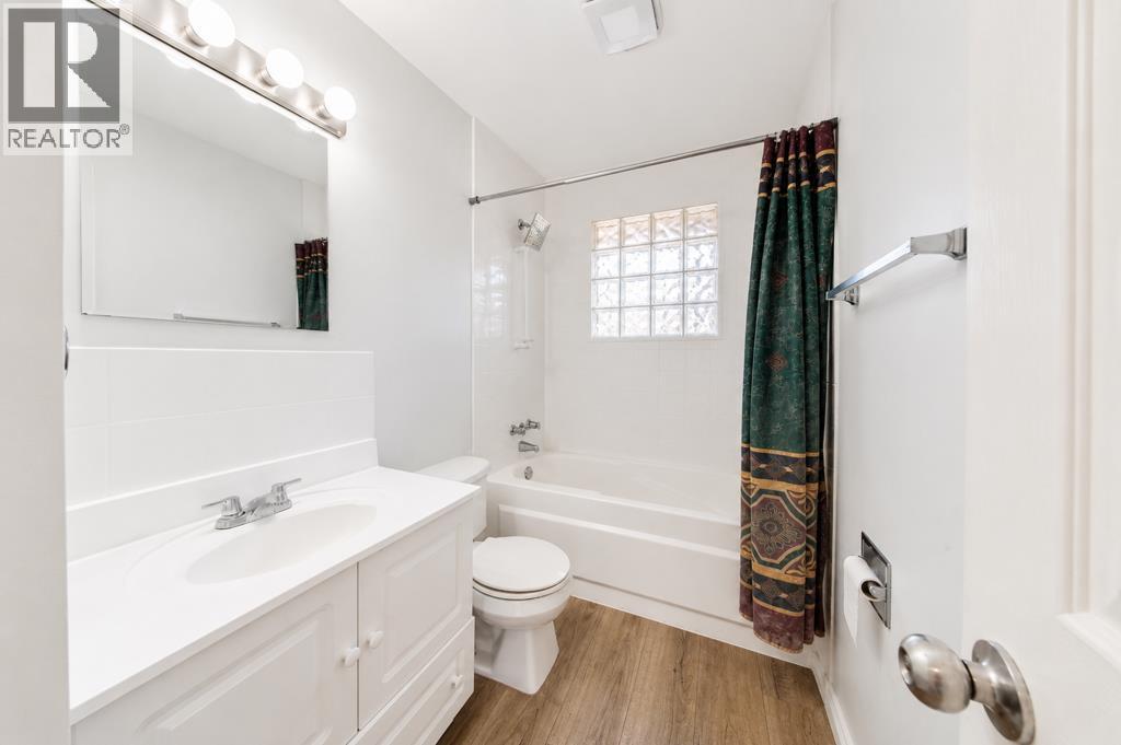 7363 59 Avenue - Image 15