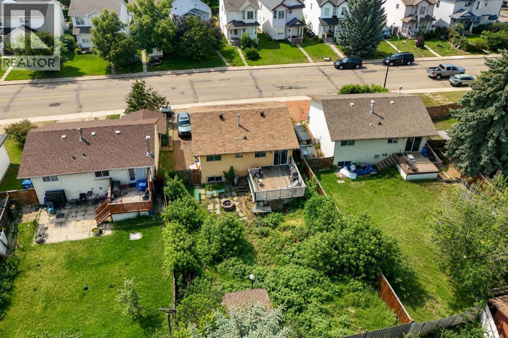 7363 59 Avenue - 26