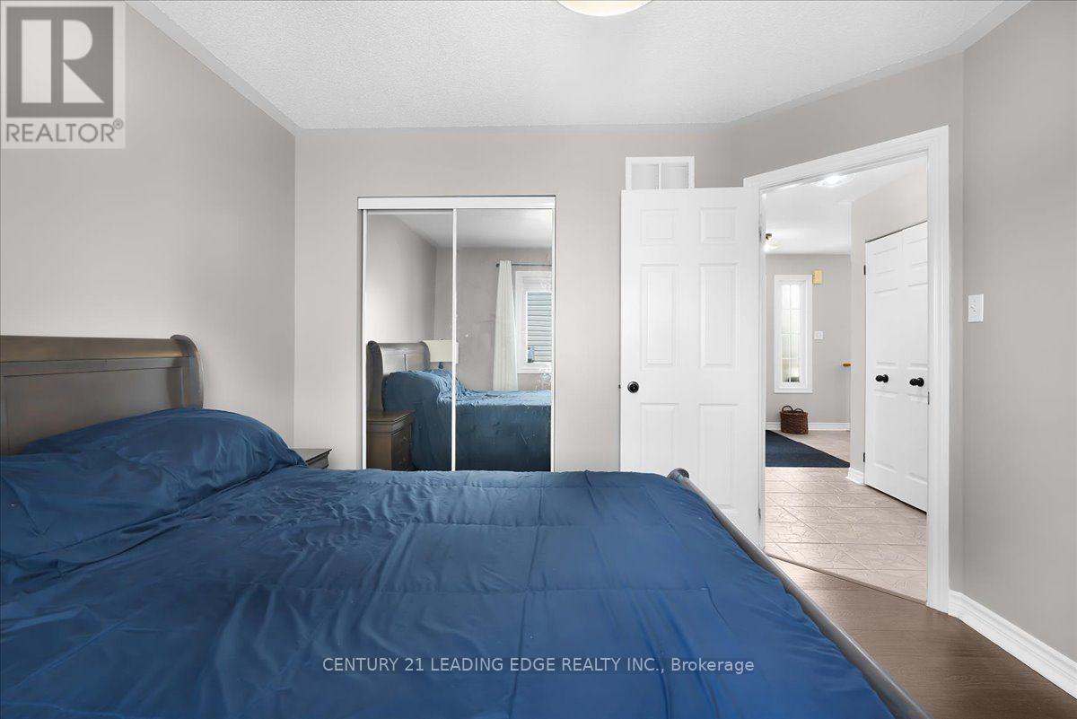 183 ELDAD DRIVE - 23
