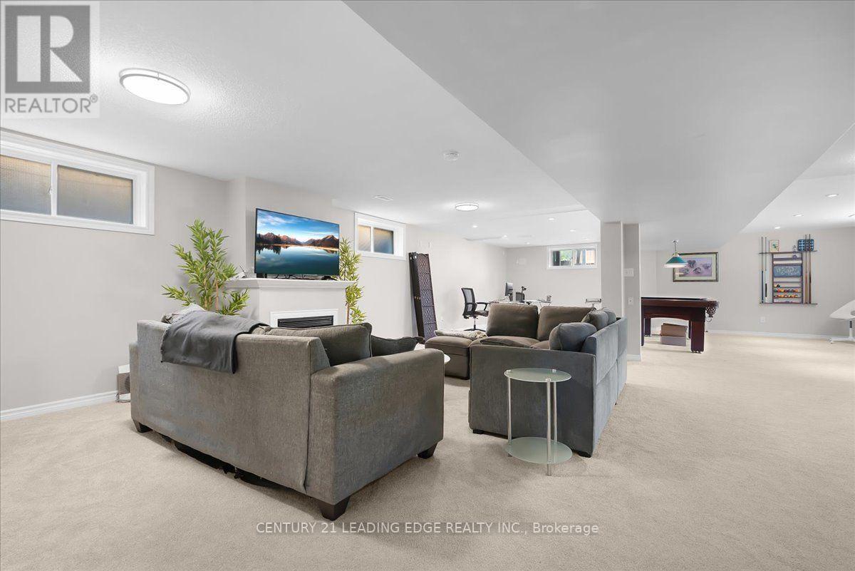 183 ELDAD DRIVE - 29