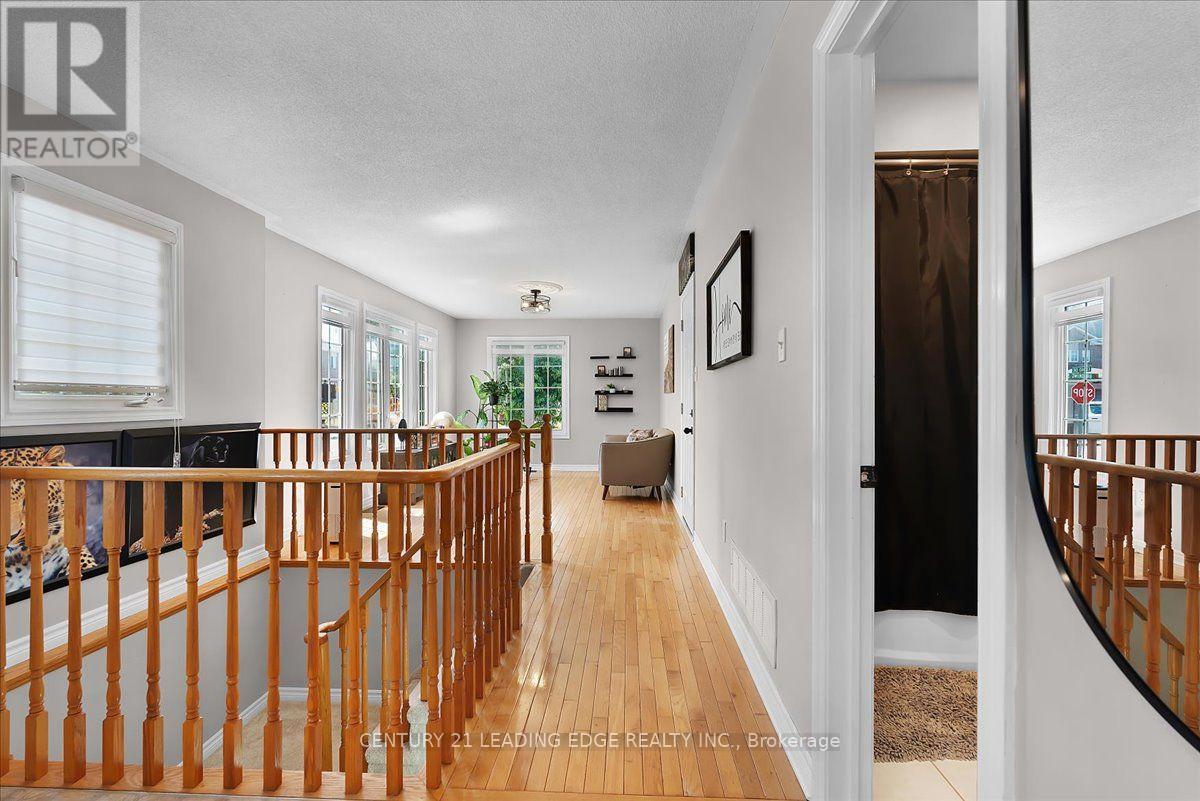 183 ELDAD DRIVE - 6