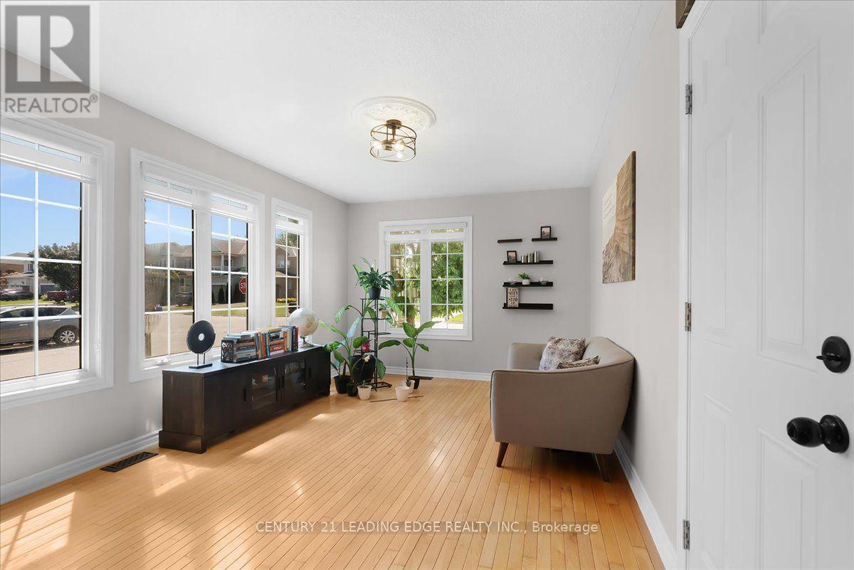 183 ELDAD DRIVE - 7