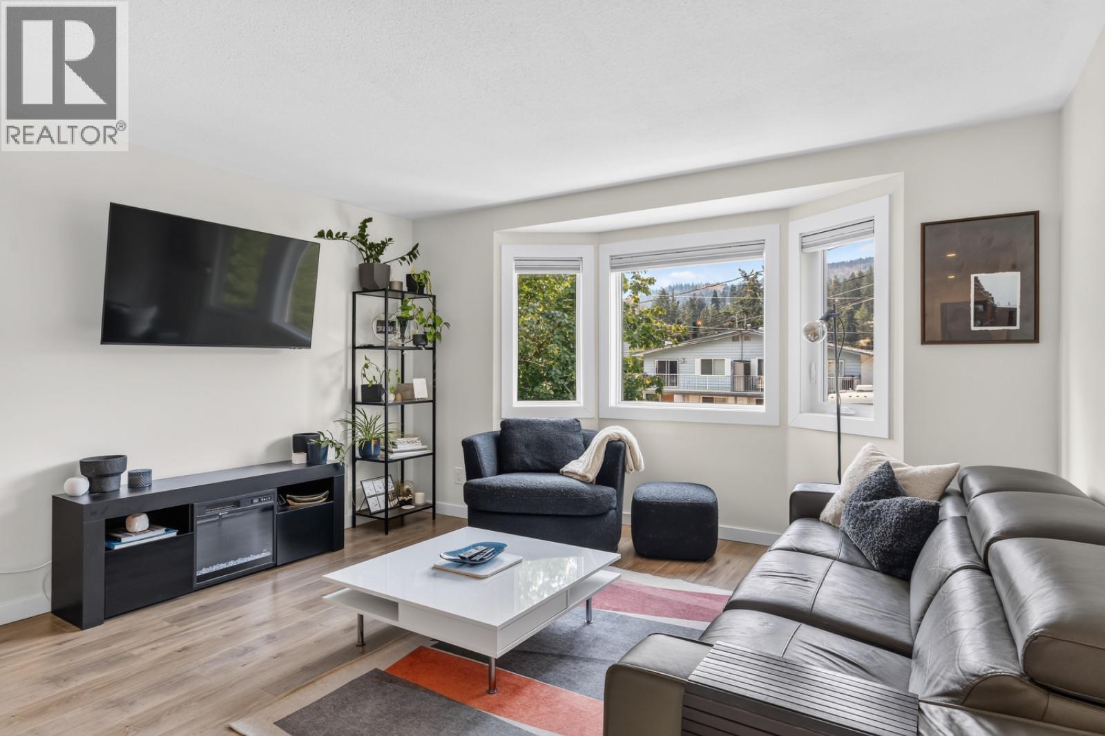 2942 McAllister Road - 10