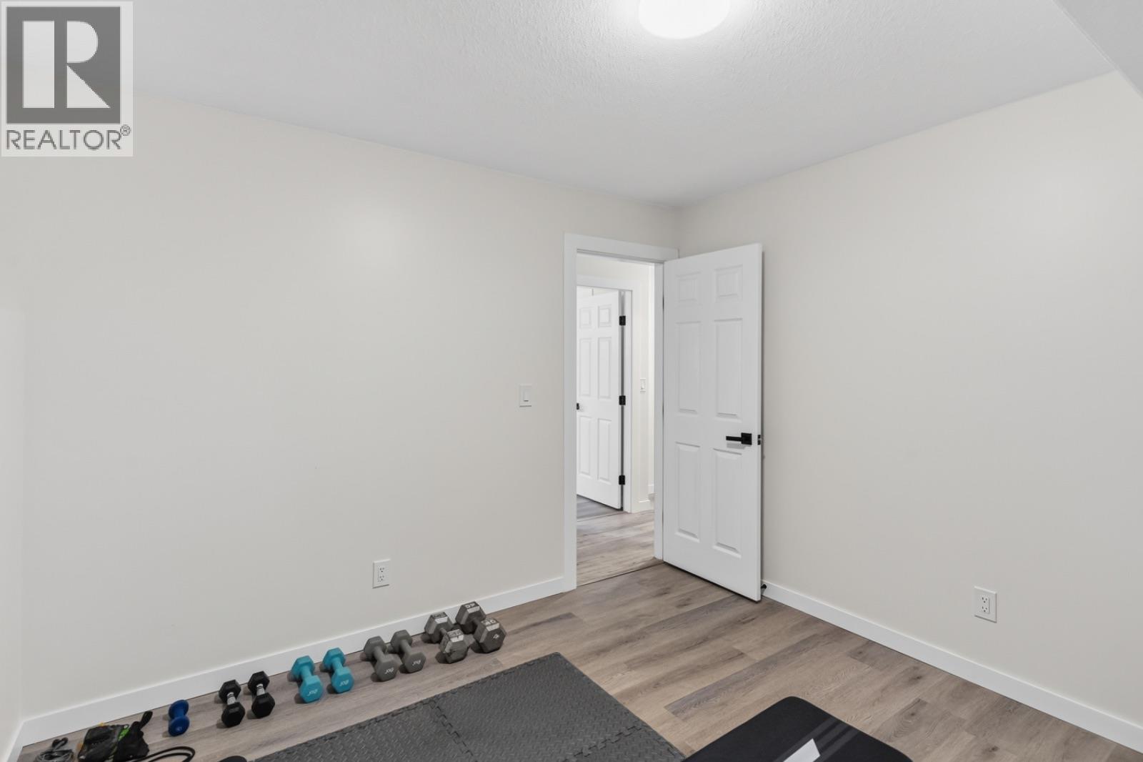 2942 McAllister Road - Image 35