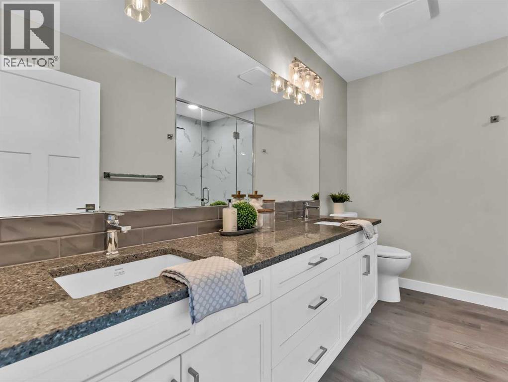 216 2 Street NW - 21