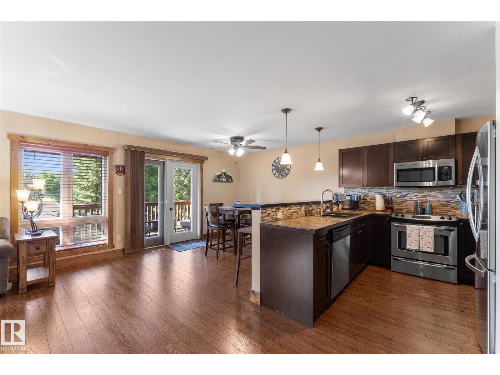 804 GRAYBRIAR GR - 15