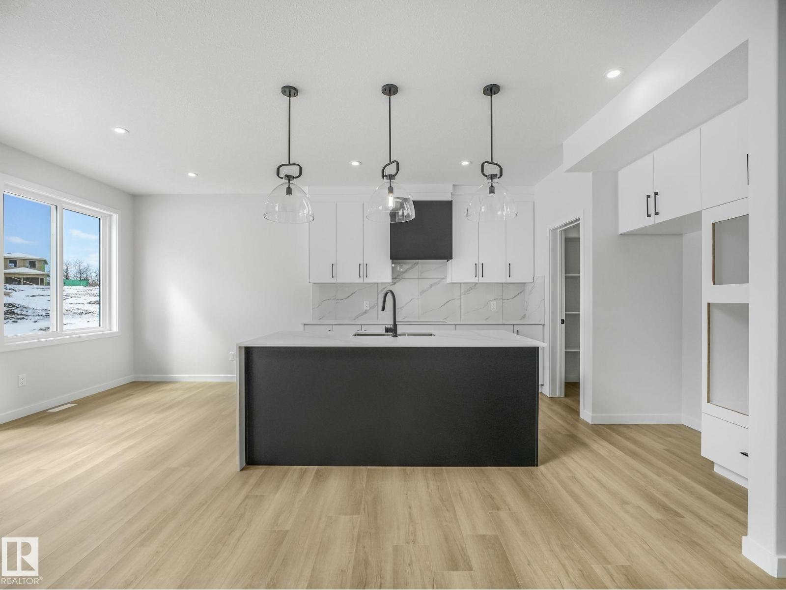 239 Kinglet BV NW - Image 15