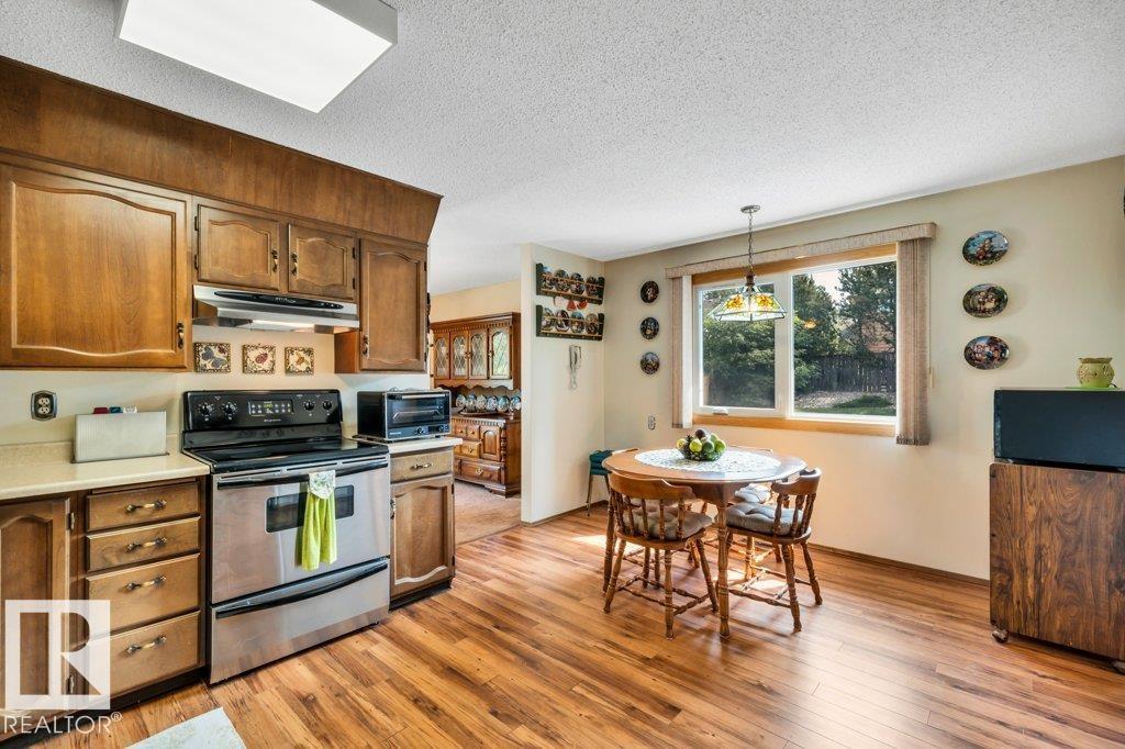 23 WENTWORTH CR - 10