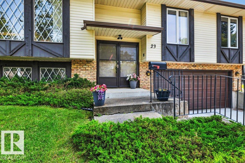 23 WENTWORTH CR - 44