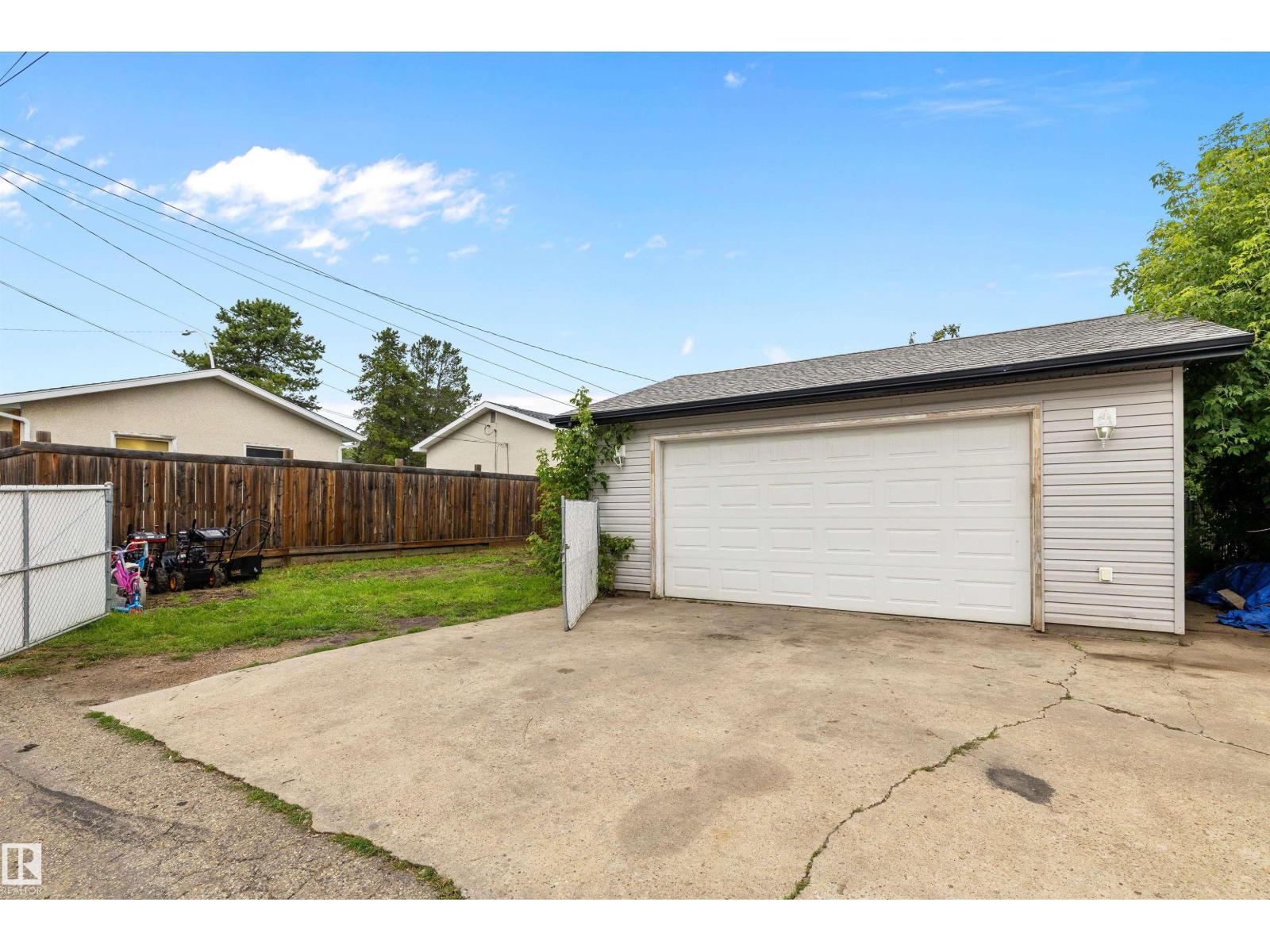 14220 58 ST NW - Image 29