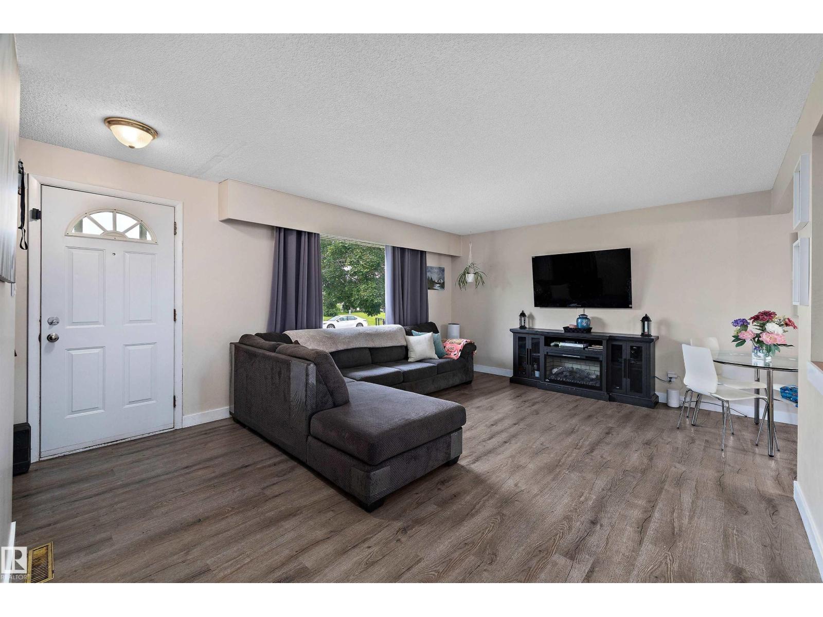 14220 58 ST NW - Image 4