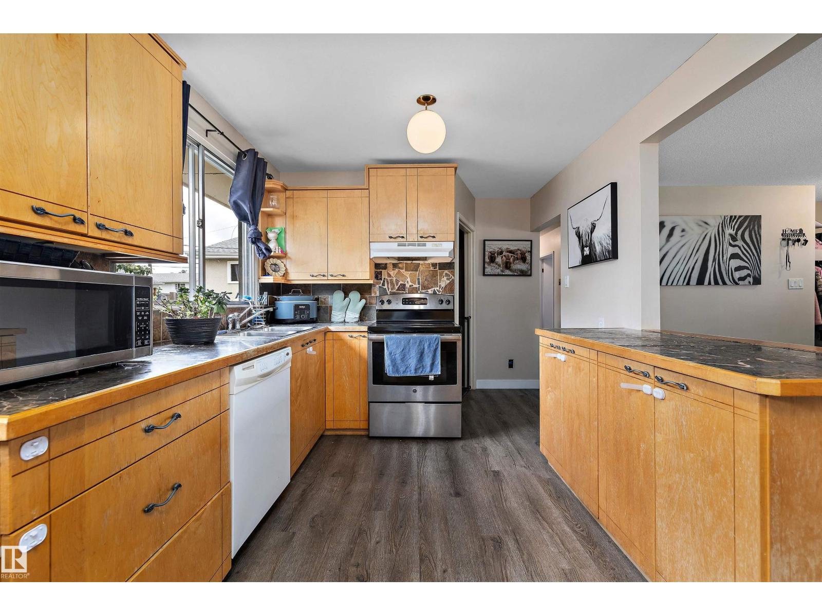 14220 58 ST NW - Image 9
